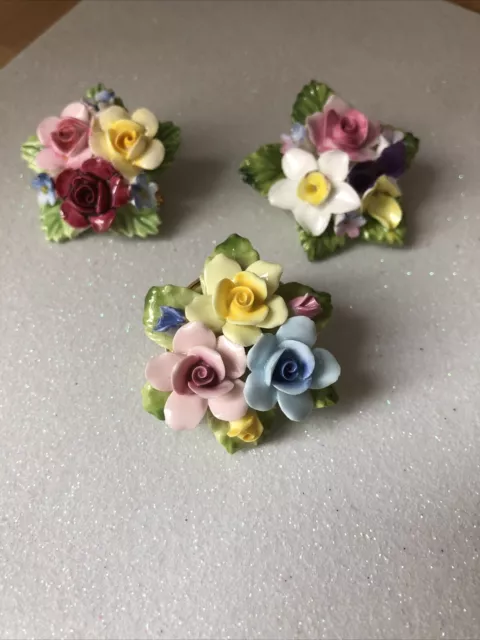 3 VINTAGE FINE Bone China Flower Brooches 2 Are Royale Stratford Made In Eng 14.99 PicClick UK