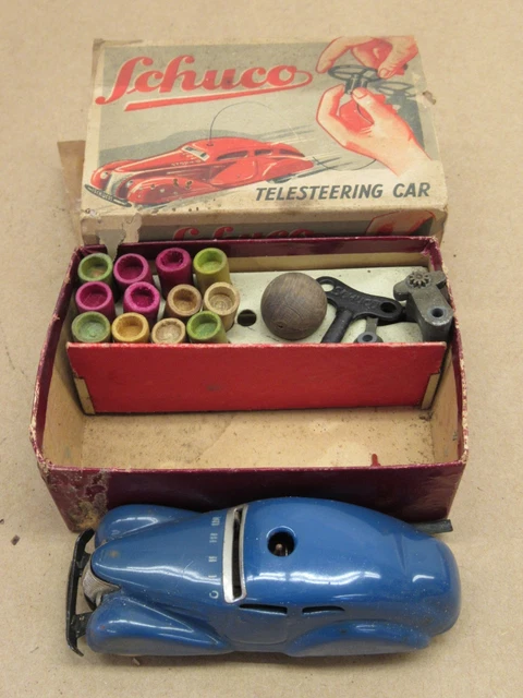 VINTAGE SCHUCO TELESTEERING Car 3000, Germany wind up toy