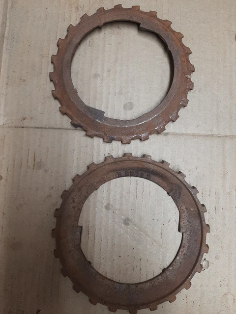John Deere H2571B Used Cast Iron Planter Seed Plates 1 Pair