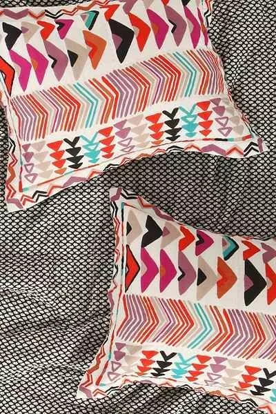 New Urban Outfitters Magical Thinking Geo Lines Sham Set MSRP: $78