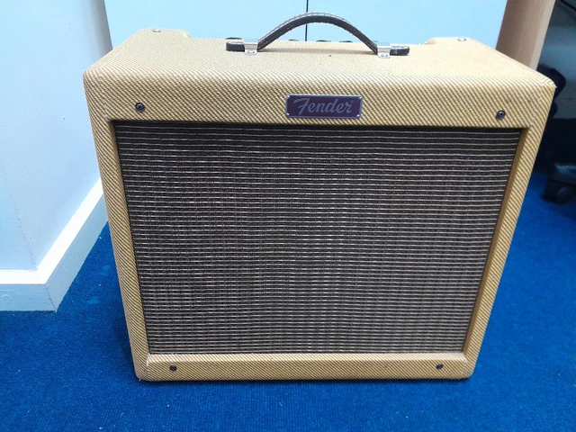 Fender Blues Junior Lacquered Tweed Valve Guitar Amplifier