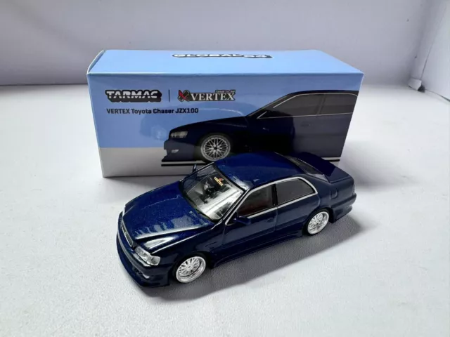 1:64 Tarmac Vertex Toyota Chaser JZX100 Blau Modellauto