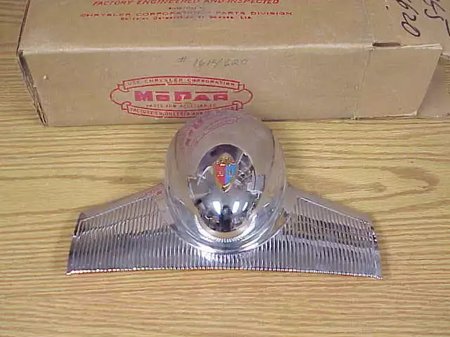 1955 Plymouth NOS Mopar Horn Leiste Abdeckung Emblem Belvedere Plaza Savoy