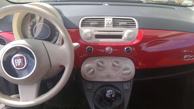 Planche/Tableau De Bord Pour Fiat 500 II 3p. & Cabriolet (après Avril 2015) – Occasion – État Moyen