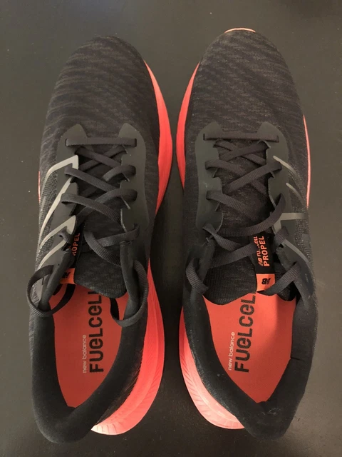 New Balance Fuel Cell Propel V4