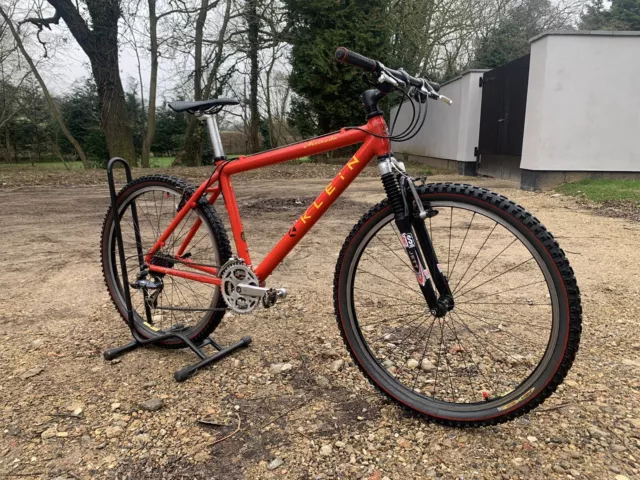 CLAUD BUTLER ORACLE 200 GS retro vintage mountain bike. Original