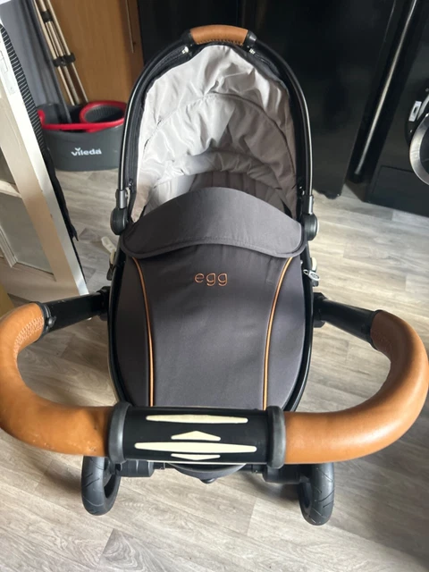 egg pram travel system