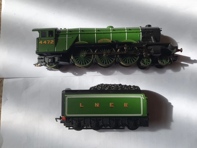 HORNBY OO GAUGE Steam Locomotive LNER A3 4472 Flying Scotsman See 