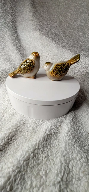 Pair of Love Bird Decorative Statues Dove Swallow Chickadee