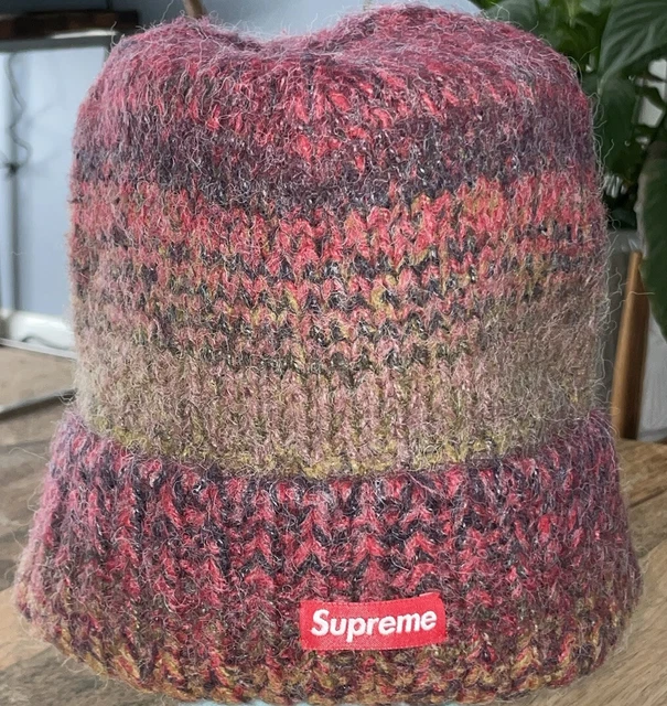 Supreme Gradient Stripe Beanie Red