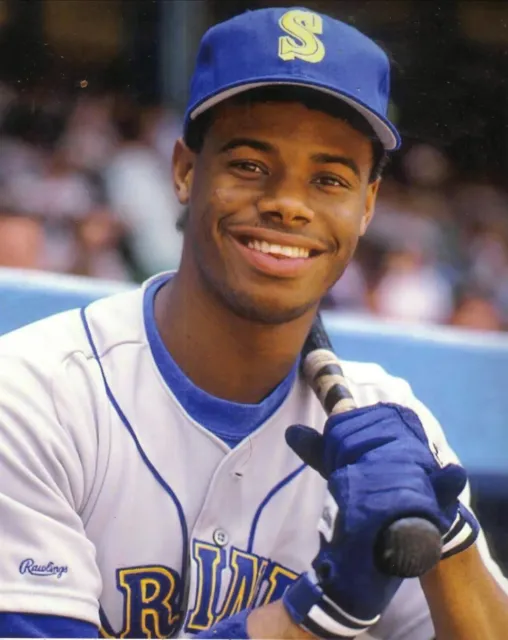 Ken Griffey Jr Playing For The Seattle Mariners 8x10 PHOTO PRINT