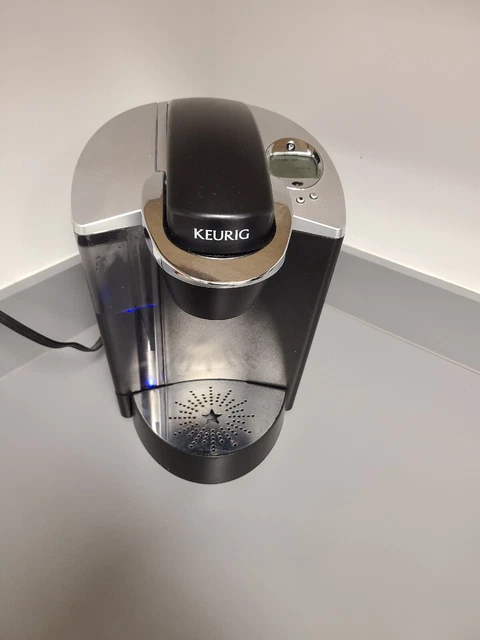 Keurig B60 Special Edition Single Cup Brewing System Coffee Maker Black Silver