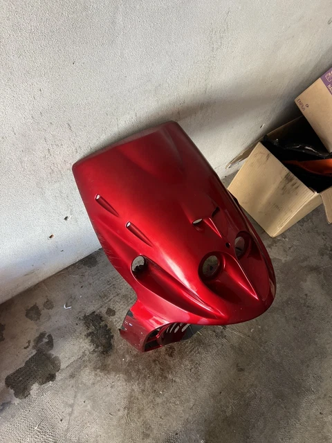 Carena Plastica Scudo Anteriore Malaguti Phantom F12 Rosso Attacchi Integri Carena Plastica Scudo Anteriore Malaguti Phantom F12 Rosso Attacchi Integri