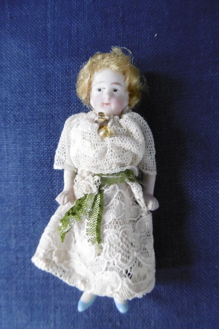 Mignonnette Ancienne En Biscuit - 6,5 Cm - Figurine Maison De Poupée