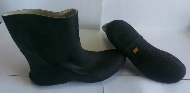 Scuba Diving Dry Suit Rubber Boots with a cotton lining