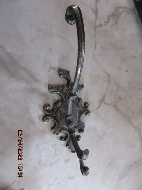 Lovely Ornate Metal Wall Mount Hat Coat Towel Hanger Hooks