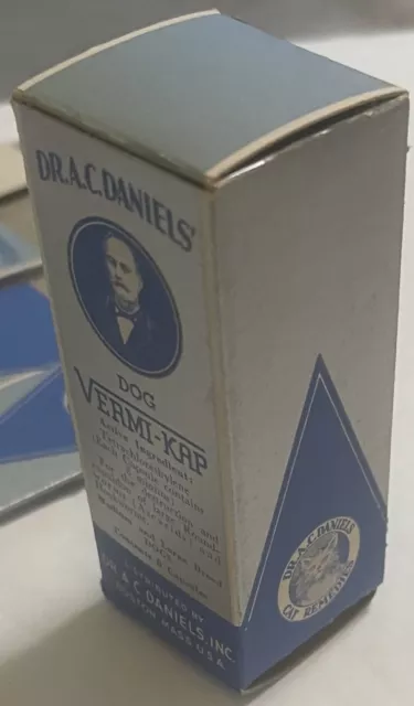 Rare Antique Vintage 1950s Dr A. C. Daniels Dog Vermi-Kap Medicine Box USA Icon!