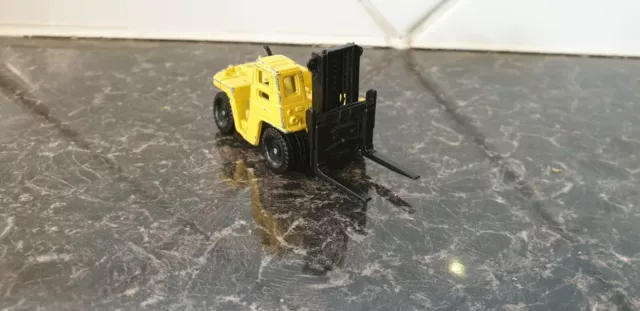 Tomica -1978 - Tomy - Toyota No 12 - Forklift Truck - FD200 - Japan -RARE