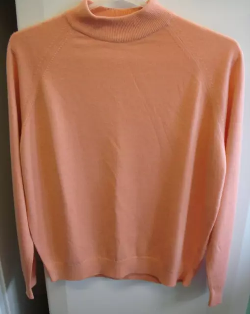 Courtelle by Courtaulds -  Ladies Peach Turtle Neck Jumper. Armpit-Armpit =21in.