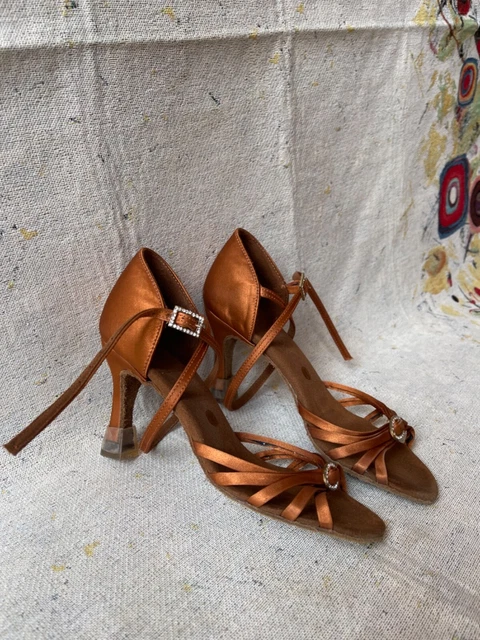 Chaussures de danse de salon BALTIC DANCE - pour danses latines femmes taille 37 3