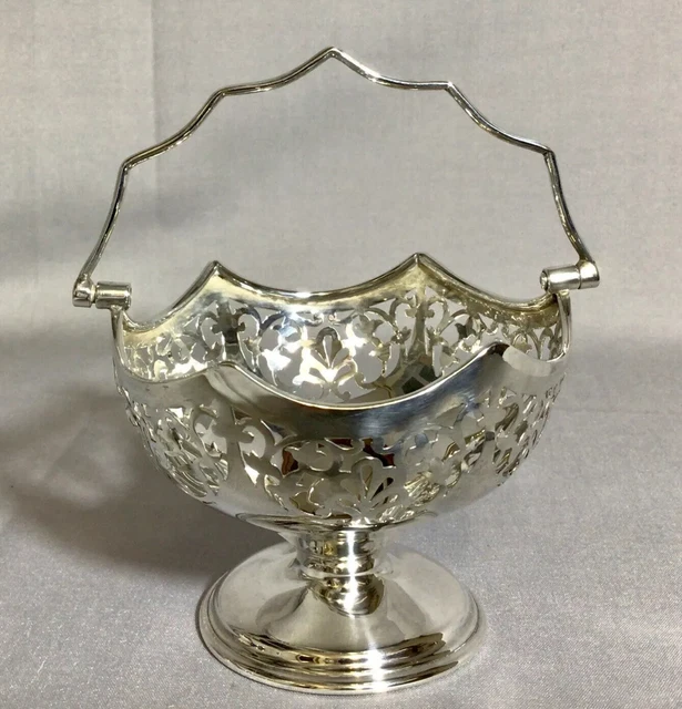 1912 Charles Boyton & Son Ltd Solid Silver Pierced Pedestal Bowl, Swing Handle