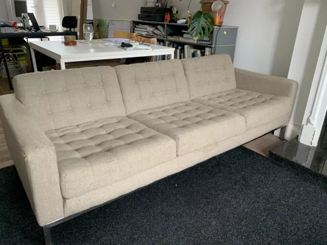 Classic Modern Robin Day Club Sofa by Loft (midcentury 1962 Design)