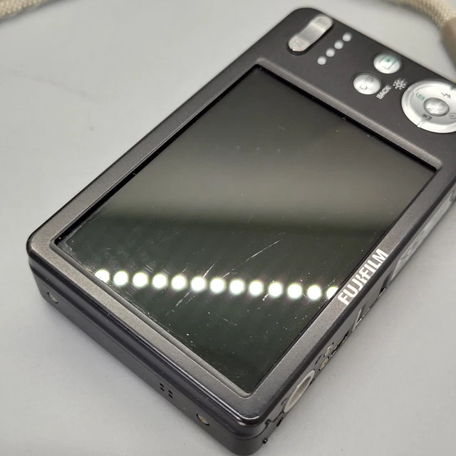 Fujifilm FinePix J25 10,0 megapixel fotocamera digitale compatta testata nera 15