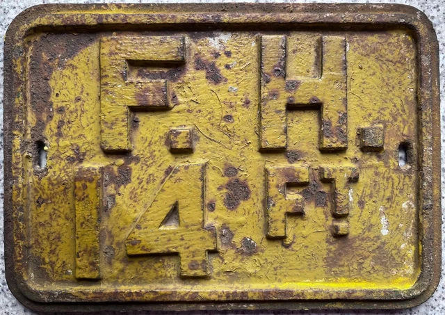 VINTAGE HEAVY CAST Iron Fire Hydrant Marker Sign 14 FT 40 00 PicClick UK vintage-heavy-cast-iron-fire-hydrant-marker-sign-14-ft-40-00-picclick-uk