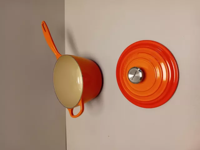 ‎Le Creuset Signature Stielkasserolle aus Gusseisen, Rund, Ø 18 cm, 1,8 l, Für a