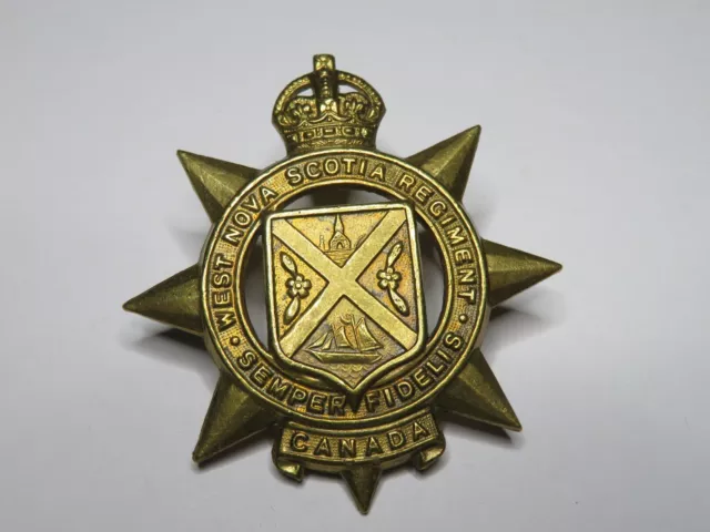 Canada WW2 Cap Badge The West Nova Scotia Regiment, maker BIRKS