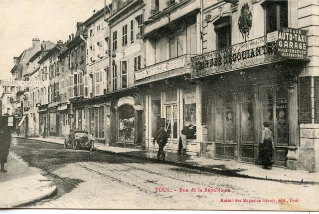Carte Postale / Toul Rue De La Republique