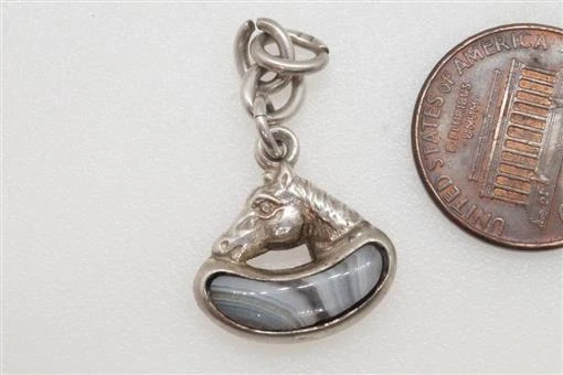 ANTIQUE ENGLISH SILVER LACE AGATE HORSE SHOE & KIDNEY BEAN LUCKY CHARM c1902