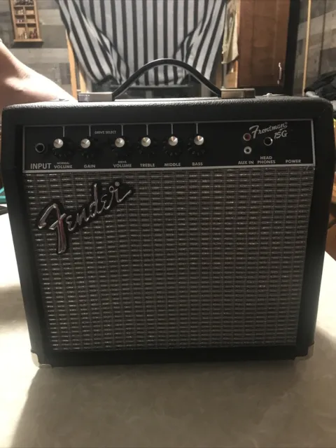 Fender Frontman 15G Bass Amp Guitar Amplifier 38 Watt PR 495