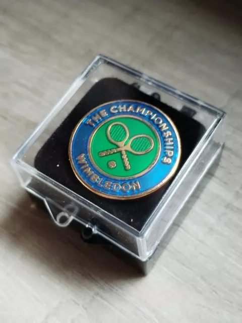 WIMBLEDON CHAMPIONSHIP TENNIS LOGO METAL OFFICIAL BOXED Lapel Pin BADGE (New)