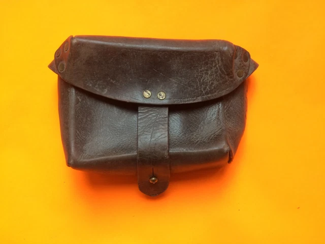 ANCIENNE CARTOUCHIÈRE MILITAIRE Armée Russe CCCP ww2 ? EUR 12,00