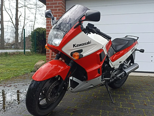 Kawasaki GPX 750 R 4-Zylinder Klassiker mit TÜV