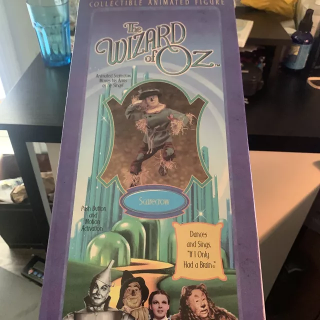 2001 Gemmy Wizard of Oz Animated Singing Dancing 17" Scarecrow Figure Box. Nee