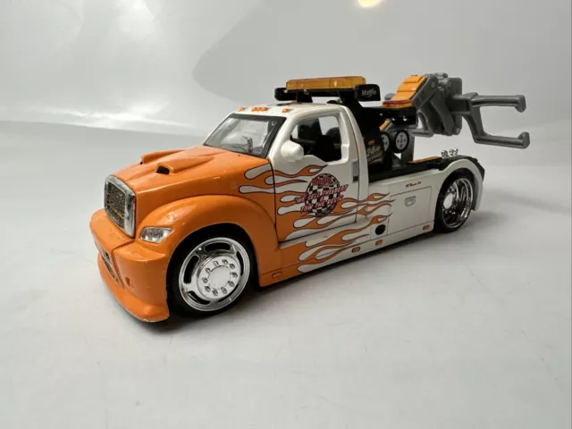 Maisto wrecker on sale