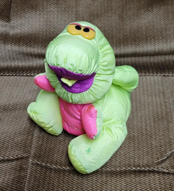Puffalump Fisher Price 8" Green Squeaking Dinosaur Stuffed Animal Plush Toy VTG