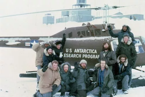 The Thing [Kurt Russell/Keith David/Cast] 8"x10" 10"x8" Unsigned Photo 73920