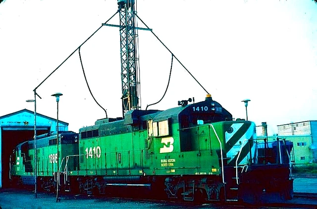 Original Kodachrome Slide Burlington Northern Gp-10 #1410 Sioux Falls July 1981