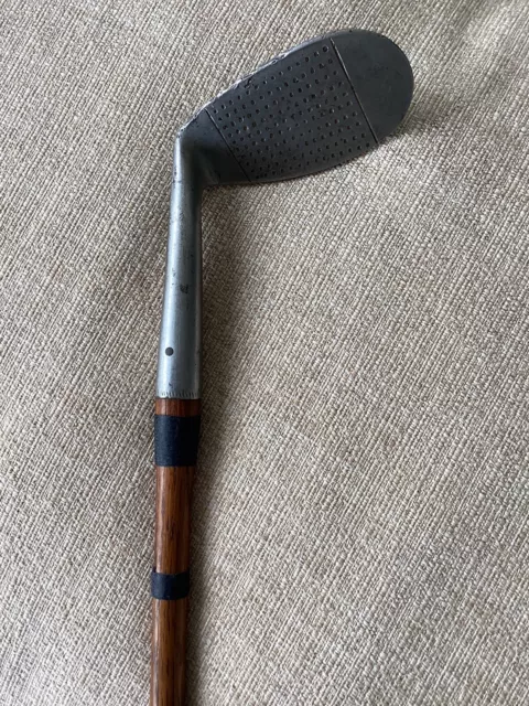 Antiguo club de golf sin óxido Reino Unido Spalding Mashie Niblick eje de madera de nogal 3