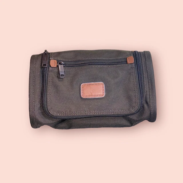 TUMI Alpha Toiletry Travel Bag Luxury Designer Ballistic Nylon 22190ES2 EUC