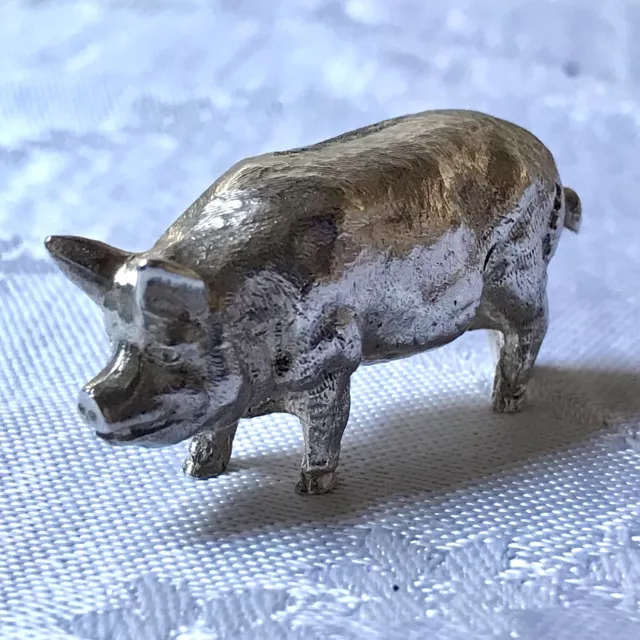 1989 Solid Silver Miniature Pig Figurine by SJ & JM, London. Weight 38.29g