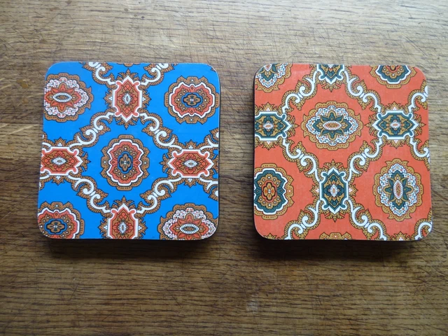 Ancien dessous de plat / carrelage, décor poule, vintage - Vendu