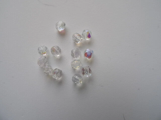 20 Böhmische facettierte Glasschliffperlen 4mm KRISTALL AB DIY Basteln Schmuck