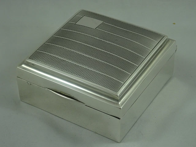 WALKER & HALL - SCATOLA SIGARETTE argento sterling, 1932