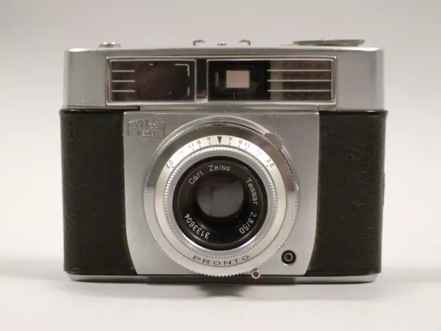 ul3/9  Zeiss Ikon  Kamera  Contessa  mit Tessar 2.8/50mm