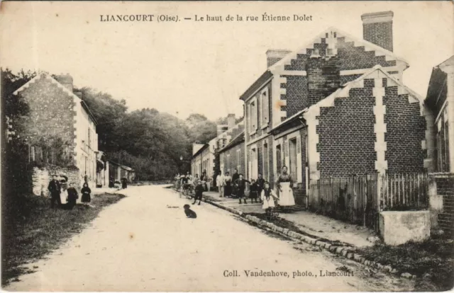 CPA LIANCOURT Le Haut de la Rue Etienne Dolet (1207867)