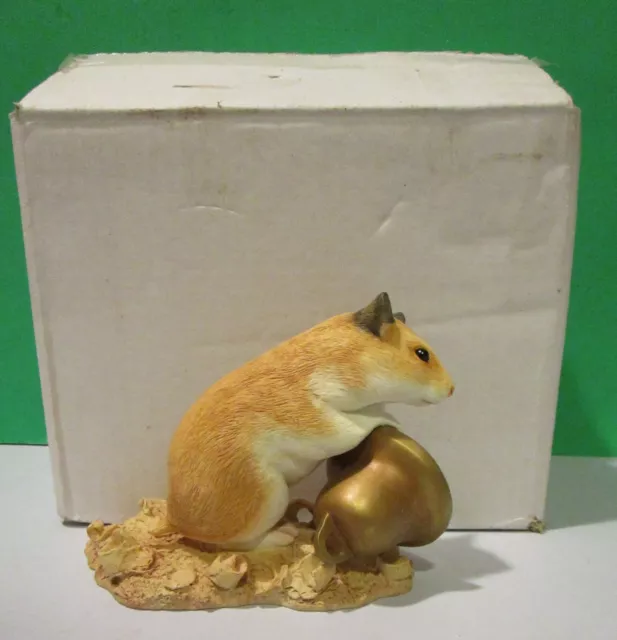 A COUNTRY ARTISTS JINGLES The HAMSTER --  NEW in Cardboard BOX